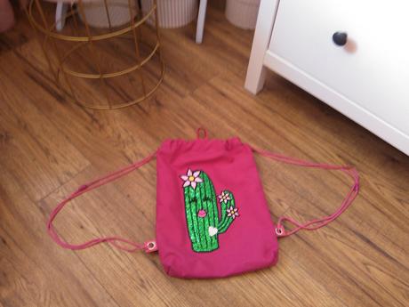 Skolske vrecko kaktus rex london, 