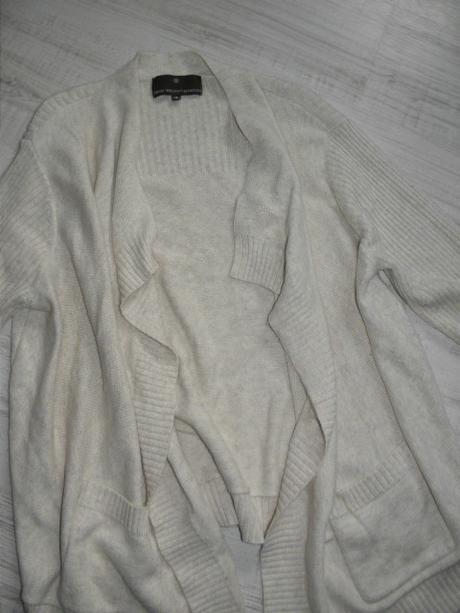 Sveter-kardigan, 44