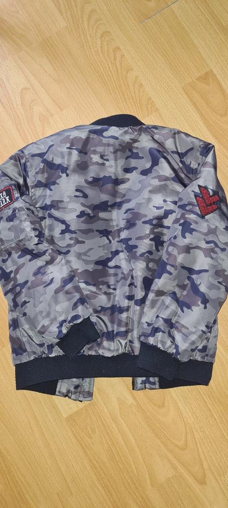 Bomberka, palomino,122