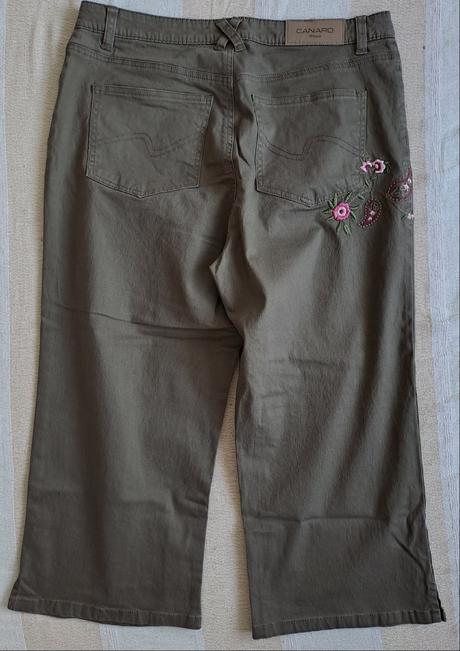 Dámske kraťasy s výšivkou, l