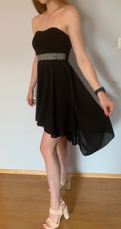 Čierne asymetrické letné šaty, s