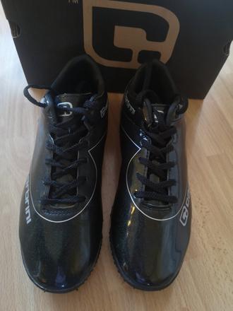 Carbrini chlapčenské turfy veľkosť 37,5, 37 / 38