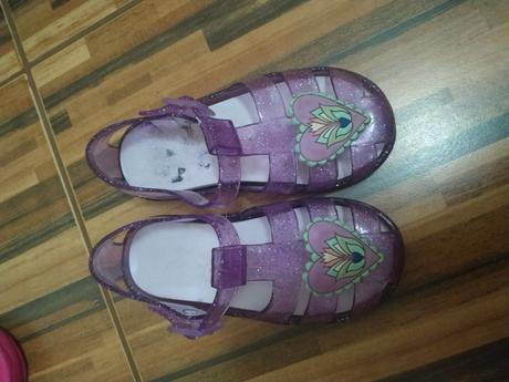 Sandálky, disney,26