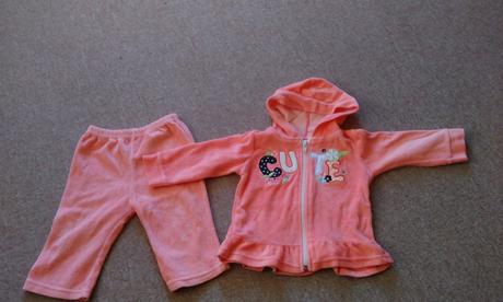 Dievčenská súpravička, 74