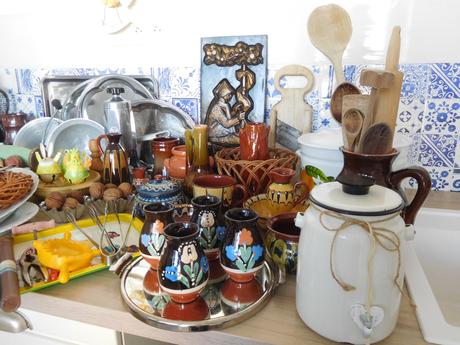 Smalt, keramika, prútené,mlynčeky,,