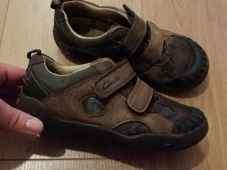 Topanky s okom dinosaura, clarks,29