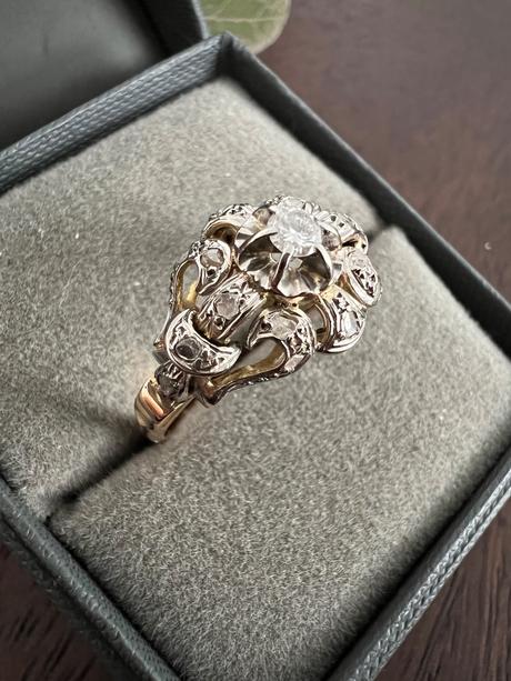 Diamantovy prsten z 18k zlata, 