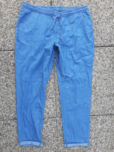 Nohavice z tenkej rifloviny villard velk. 42., 42