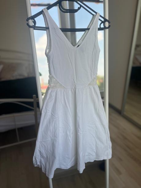 H&m biele mini šaty na ramienka s čipkou, h&m,xs