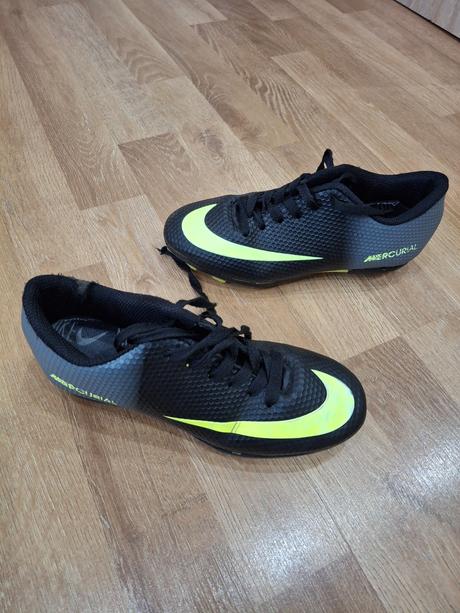 Chlapčenské kopačky, nike,34