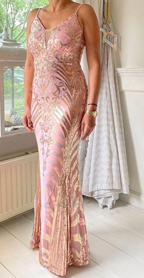 Spoločenské šaty, m