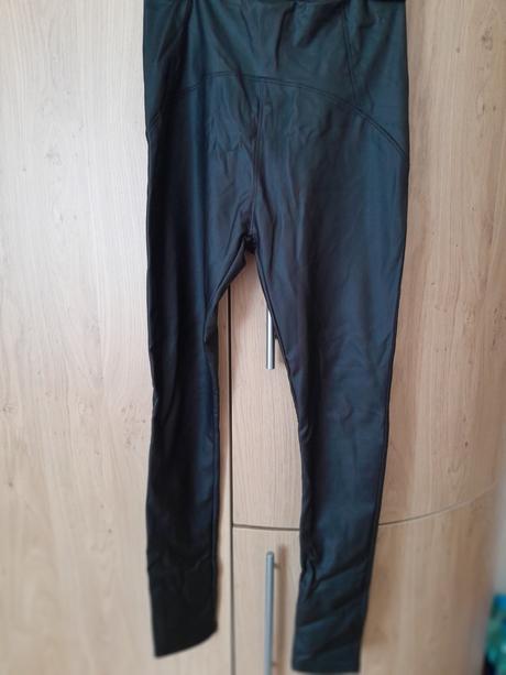 Koženkove nohavice, s