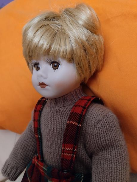 Porcelánová bábika, 