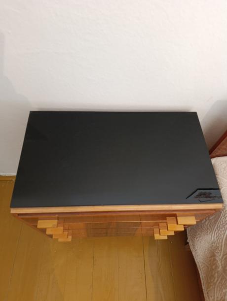 Retro nábytok do spálne, 