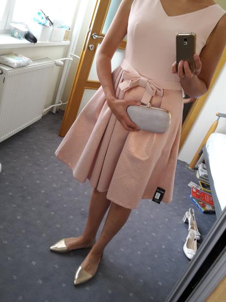 Spolocenske saty c.40 - 42 nenosene, 42