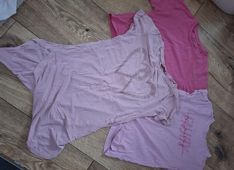 Tričká s, s