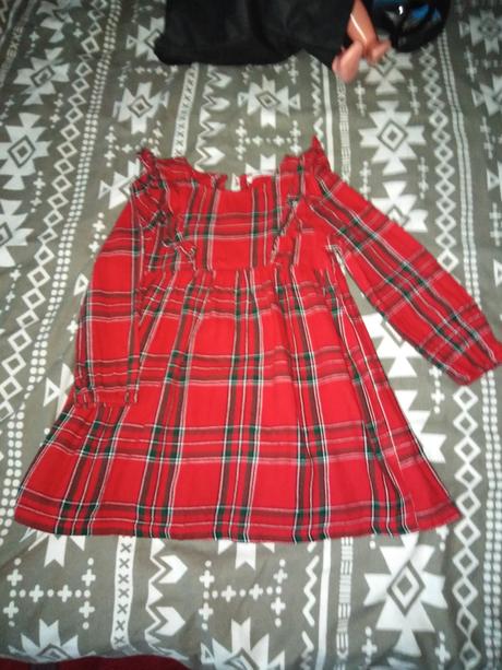 Saty červené vianočné káro, sinsay,104