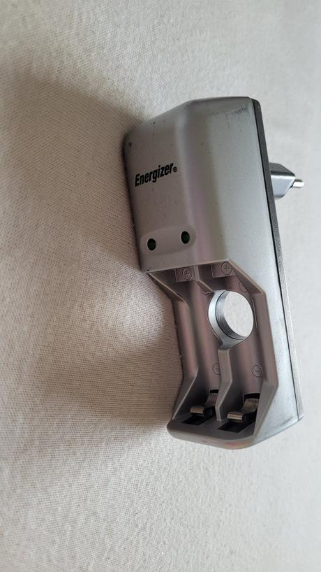 Nabíjačka energizer,