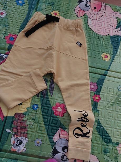 Rebel tepláky, rebel kids,110