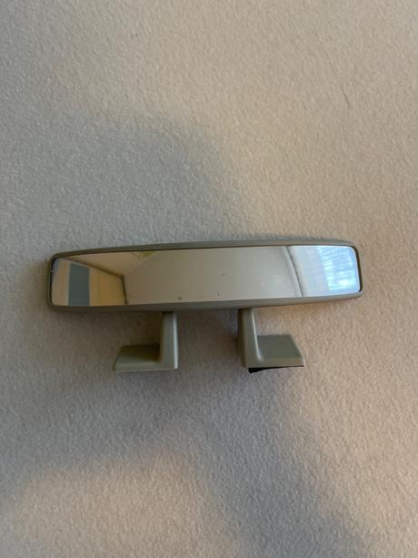 Spatne zrkadlo do auta na deti, 