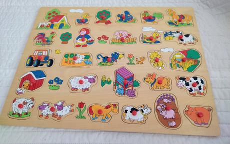 Veľké drevené vkladacie puzzle farma (25 dielikov),