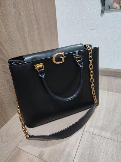 Kabelka guess, guess