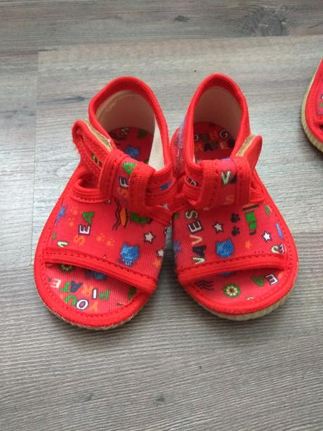 Papuče veľkosť 19, rak,19