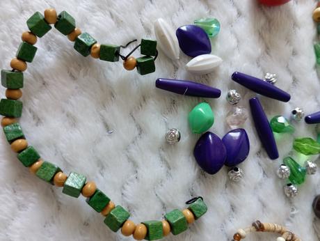 Korálky, náhrdelníky, náramky handmade, 