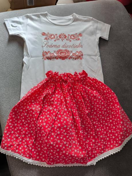 Balík oblečenia pre dievča veľkosť 122/128, 122–134