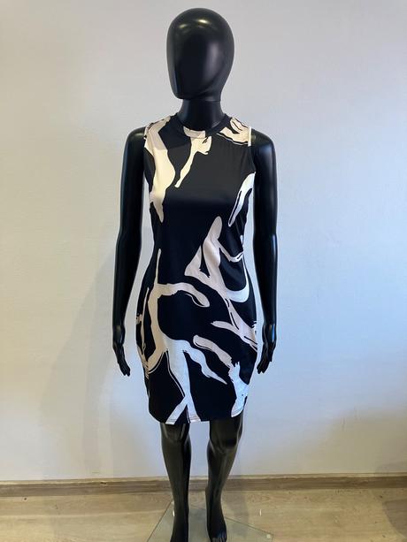 Dámske šaty vzorované (m), m