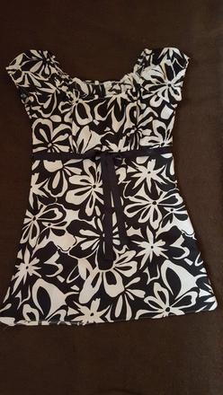 Saténová blúzka, 38