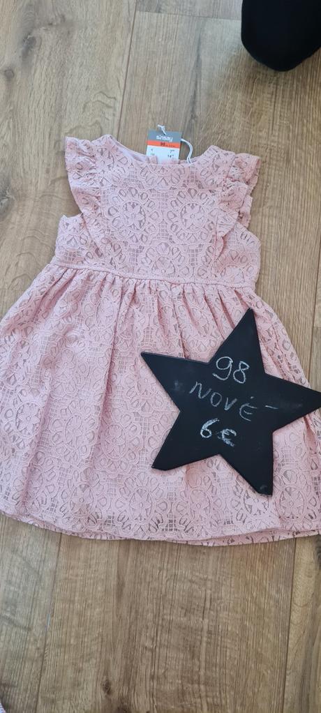 Cipkovane saty, sinsay,98