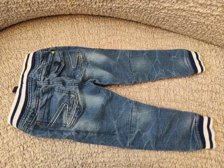 Predám pekné chlapč. riflové nohavice veľ. 98, kiki&koko,98