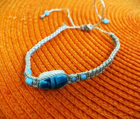 Uväzovací náramok, 