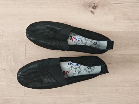 Celokožené slip on 36/37, 36
