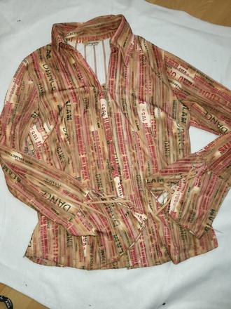 Výrazná blúzka, m