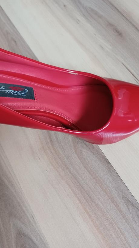Červené lakované lodičky, 36