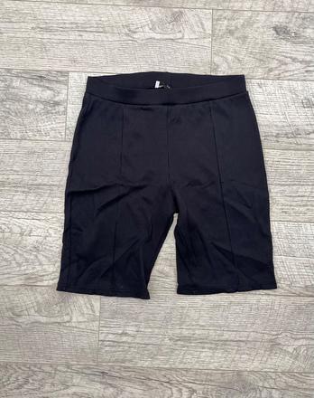 Biker shorts, bershka,l