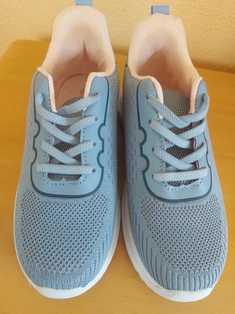 Dievčenské tenisky 33, 33