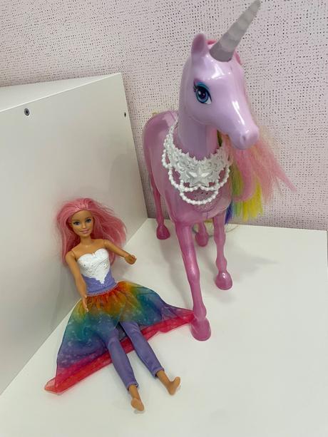 Kúzelny koník s barbie, 