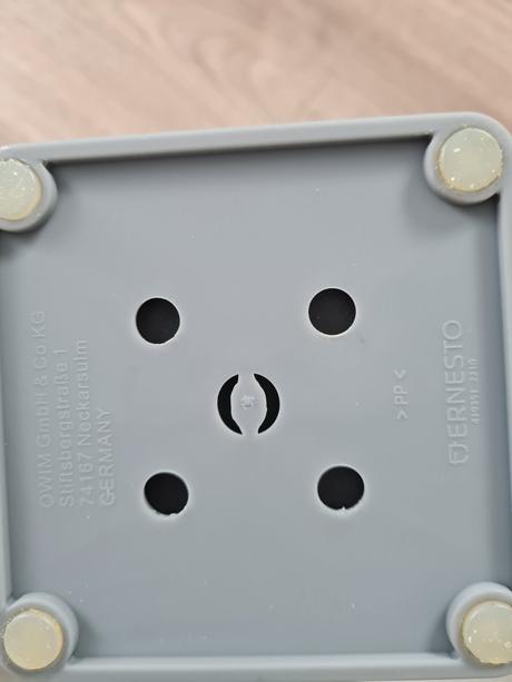 Stoja na nože ernesto, 