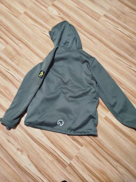 Vetrovka, crivit,152