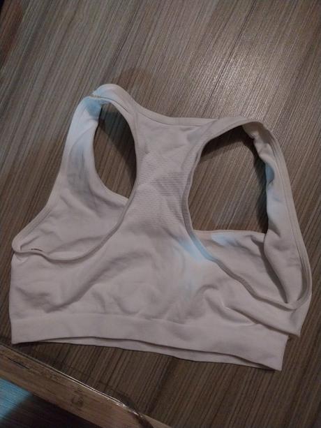 Podprsenka dievcenska, 140