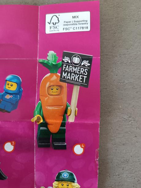 Lego mini figúrka 71037 mrkva, 