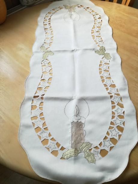 Obrus z vianočným motívom, 