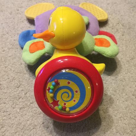 Hracky pre babatko - 5ks - top stav,