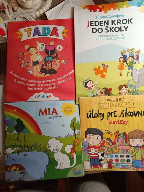 Knihy k hovoriacemu peru, 