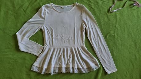 Tričko so 'sukničkou' a čipkou, 158