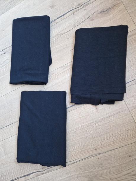 Hrubá čierna pletenina        2+1zadarmo, 