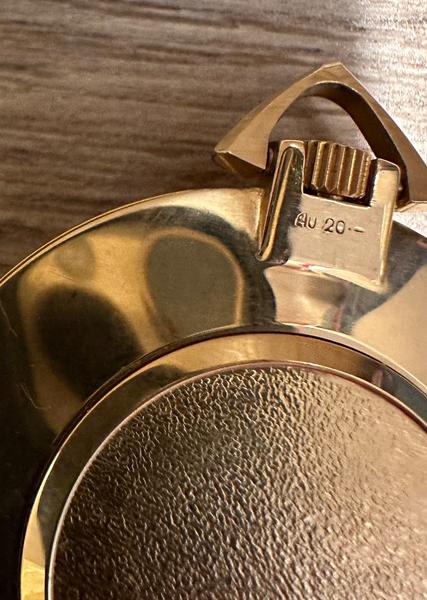 Majú dedove hodiny skutočne zlatú hodnotu?